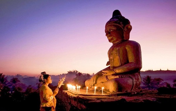 Đức Phật có phủ nhận việc cầu nguyện?